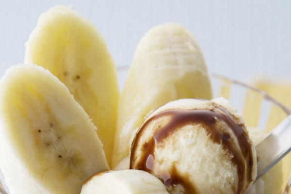 Банановое мороженое без молока и сахара