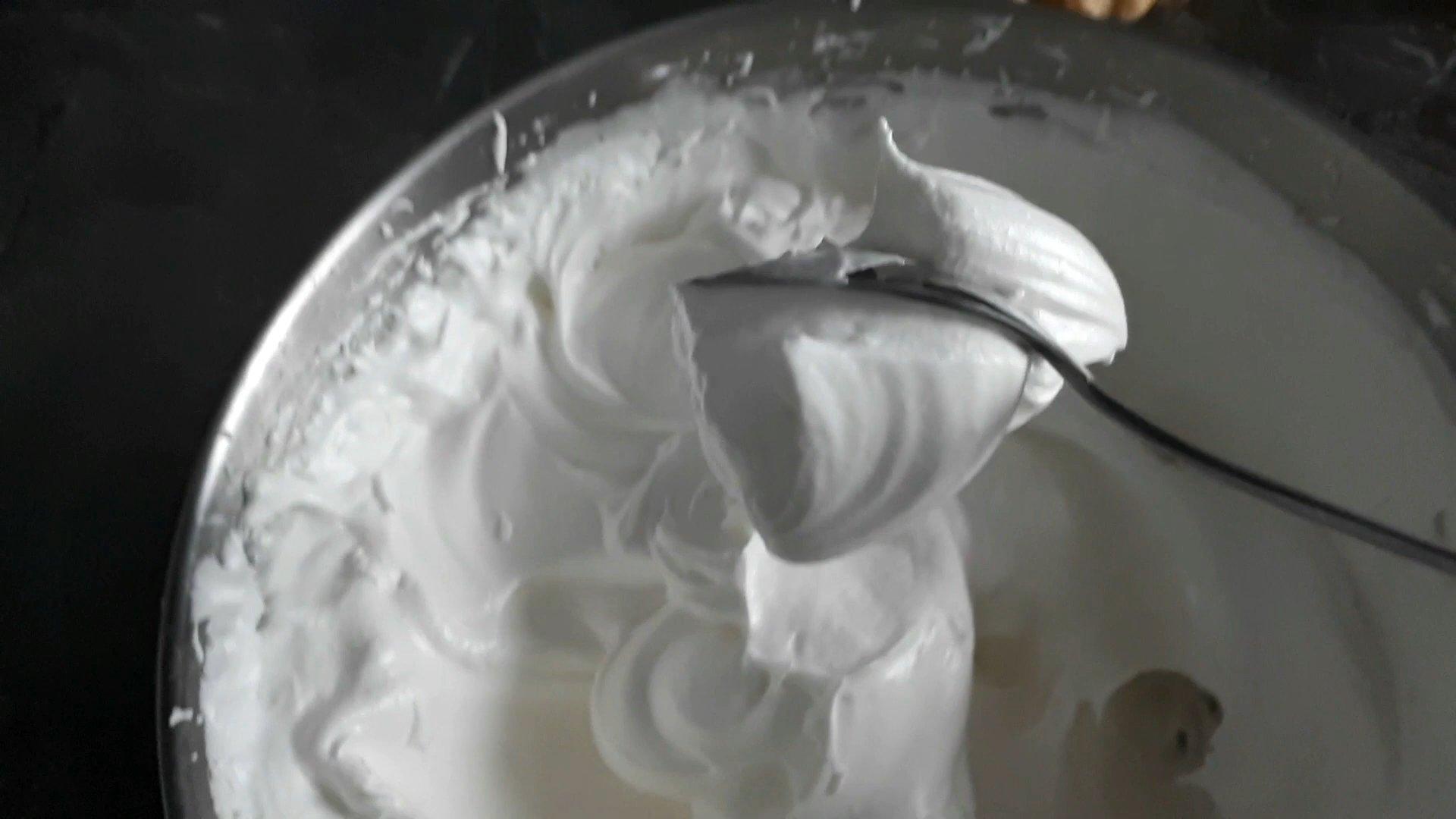 Рецепт - Белковый крем с сахарной пудрой и ванилином - шаг 6-1