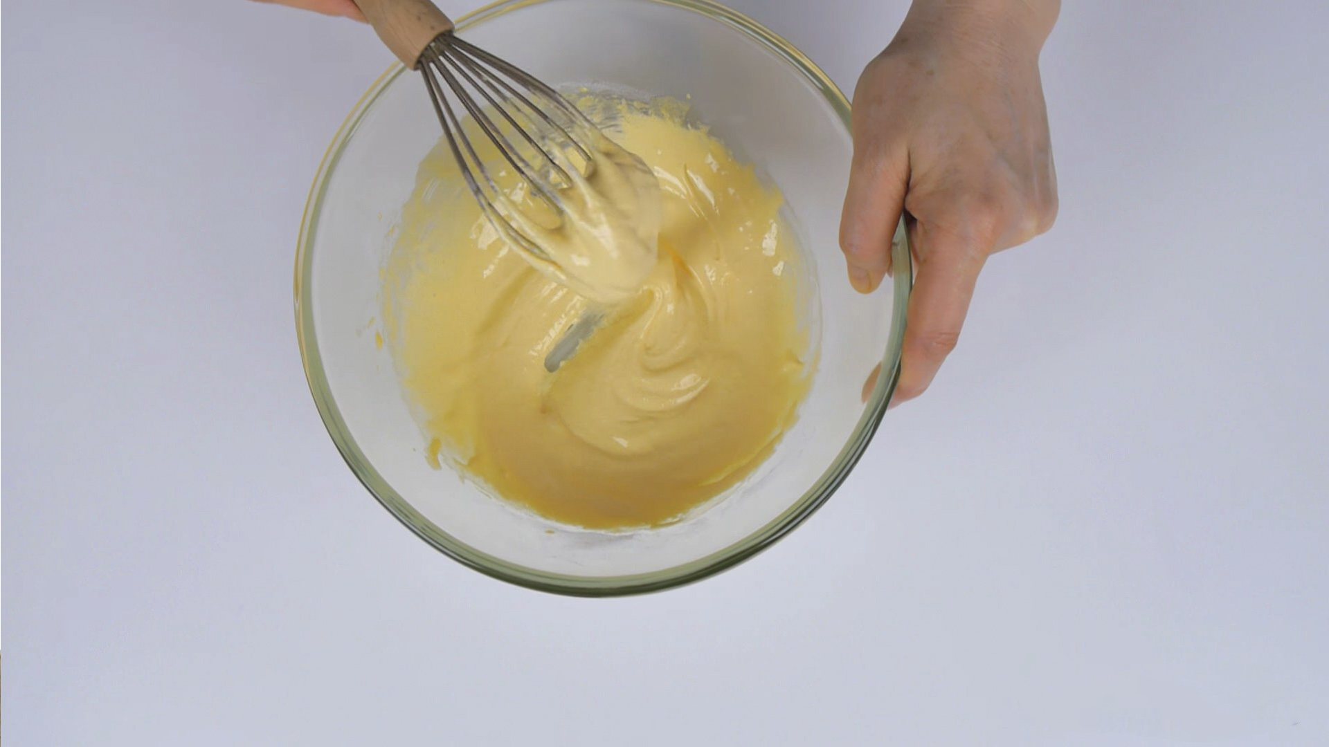 Рецепт - Крем «Пломбир» для торта «Медовик» - шаг 2