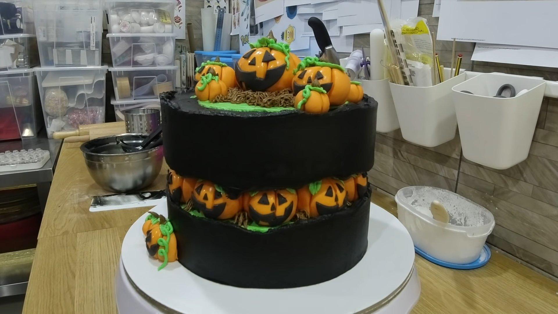 Идеи - Как украсить торт на Хэллоуин - фото 3