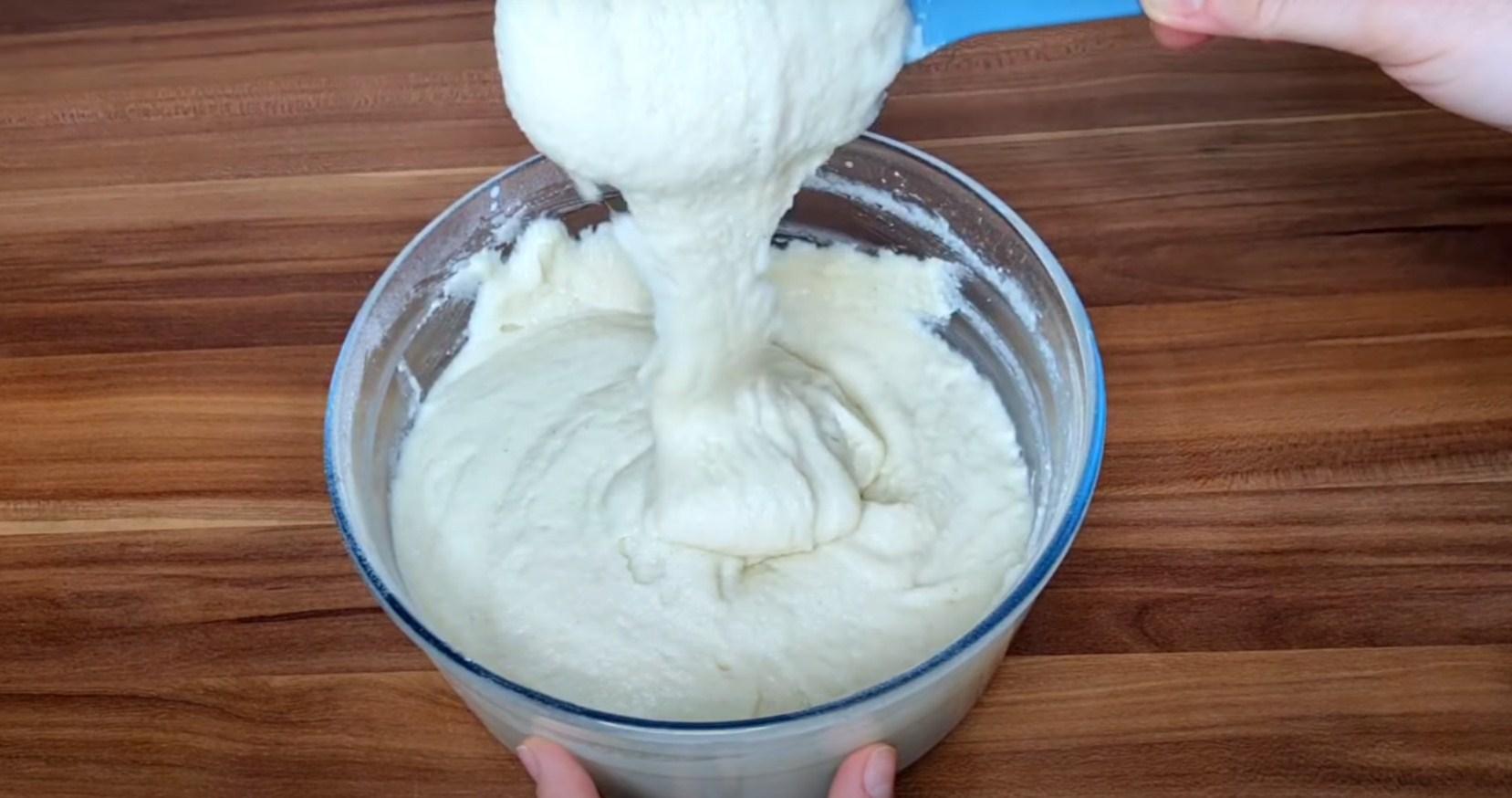 Как приготовить бисквит на кефире без яиц - шаг 7