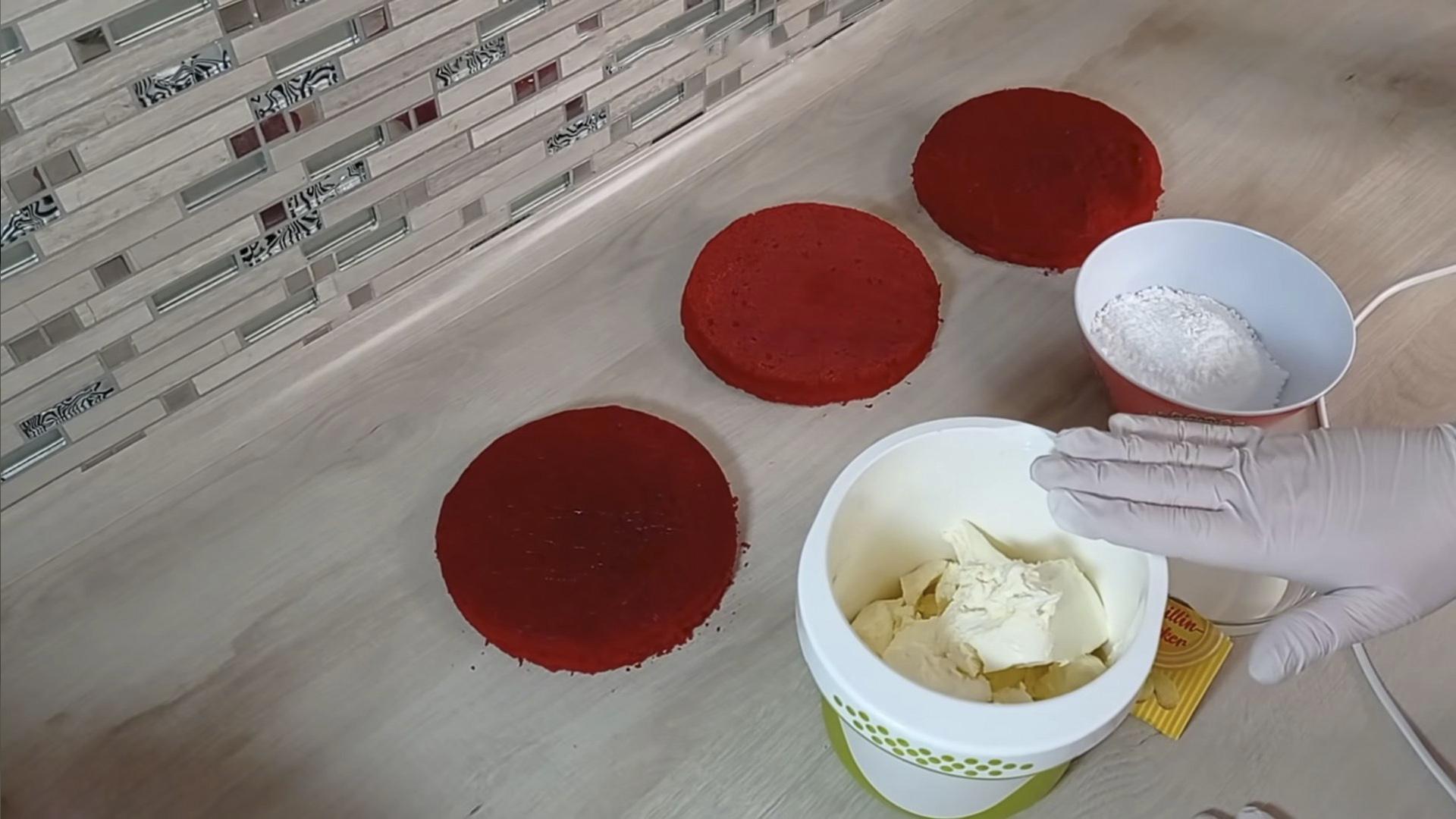 Рецепт - Крем-чиз на сливках для торта «Красный бархат» - шаг 1