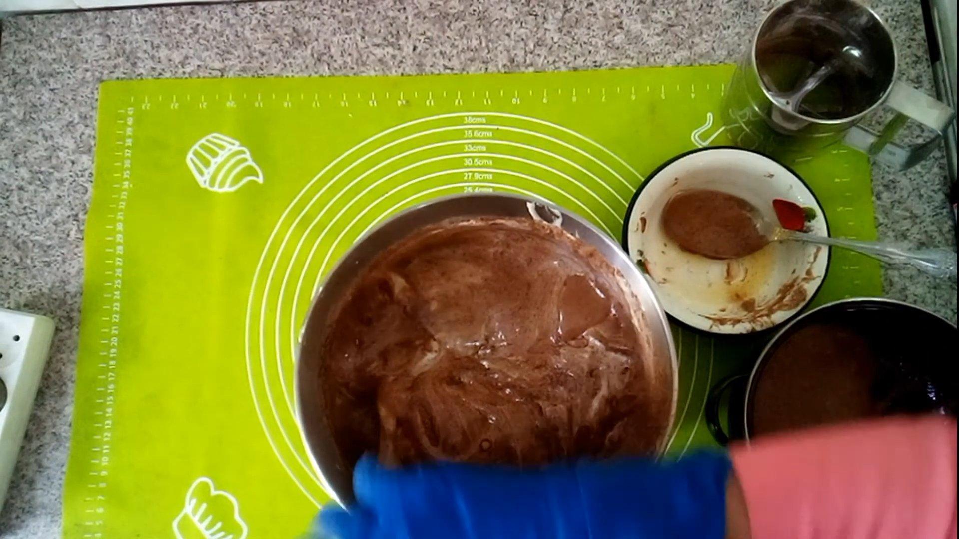 Рецепт - Шоколадный бисквит Женуаз - шаг 6