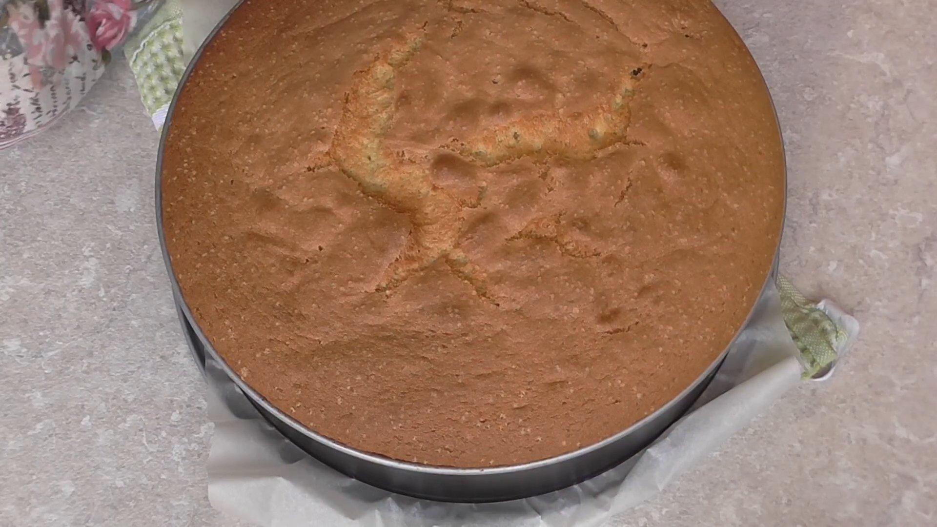 Рецепт - Ванильный шифоновый бисквит для торта - шаг 9