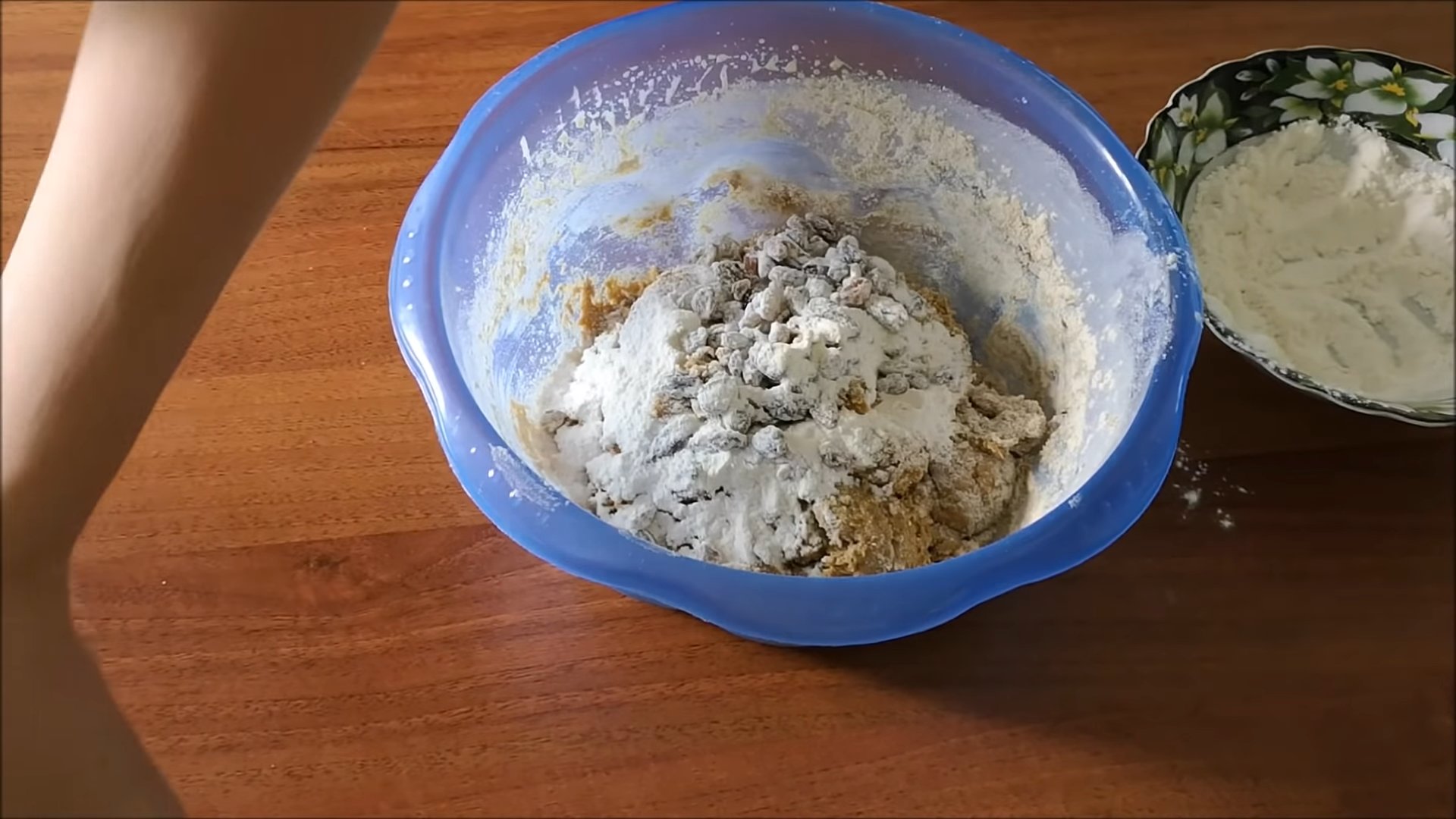 Рецепт - Нежное печенье с изюмом из овсяной муки - шаг 5