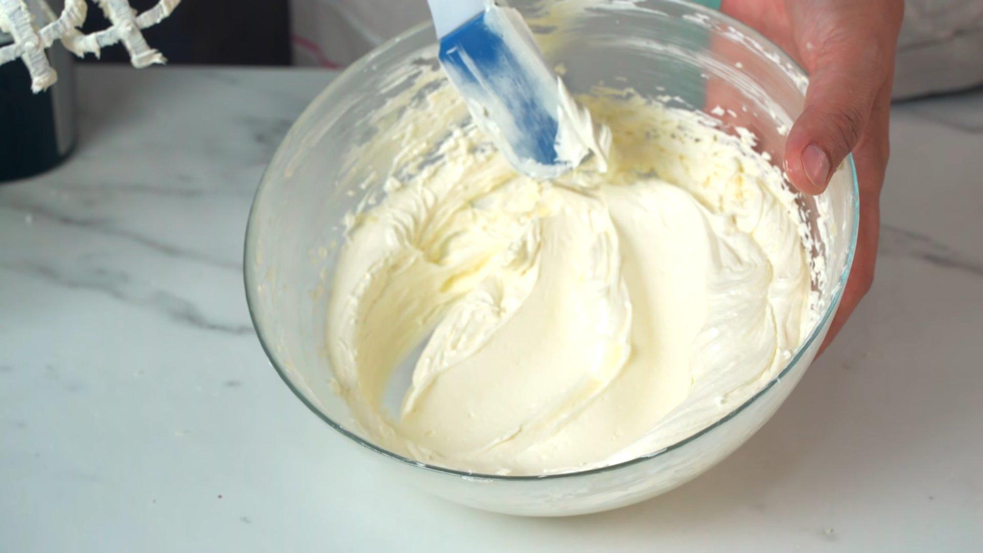 Рецепт - Универсальный крем для торта из творожного сыра - шаг 4