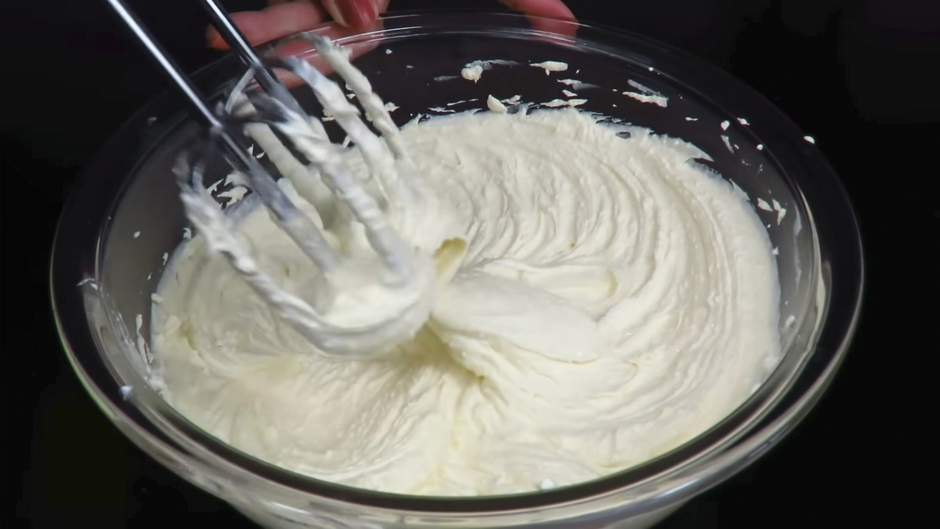Рецепт - Очень вкусный творожный крем для торта со сгущенкой - шаг 4-2