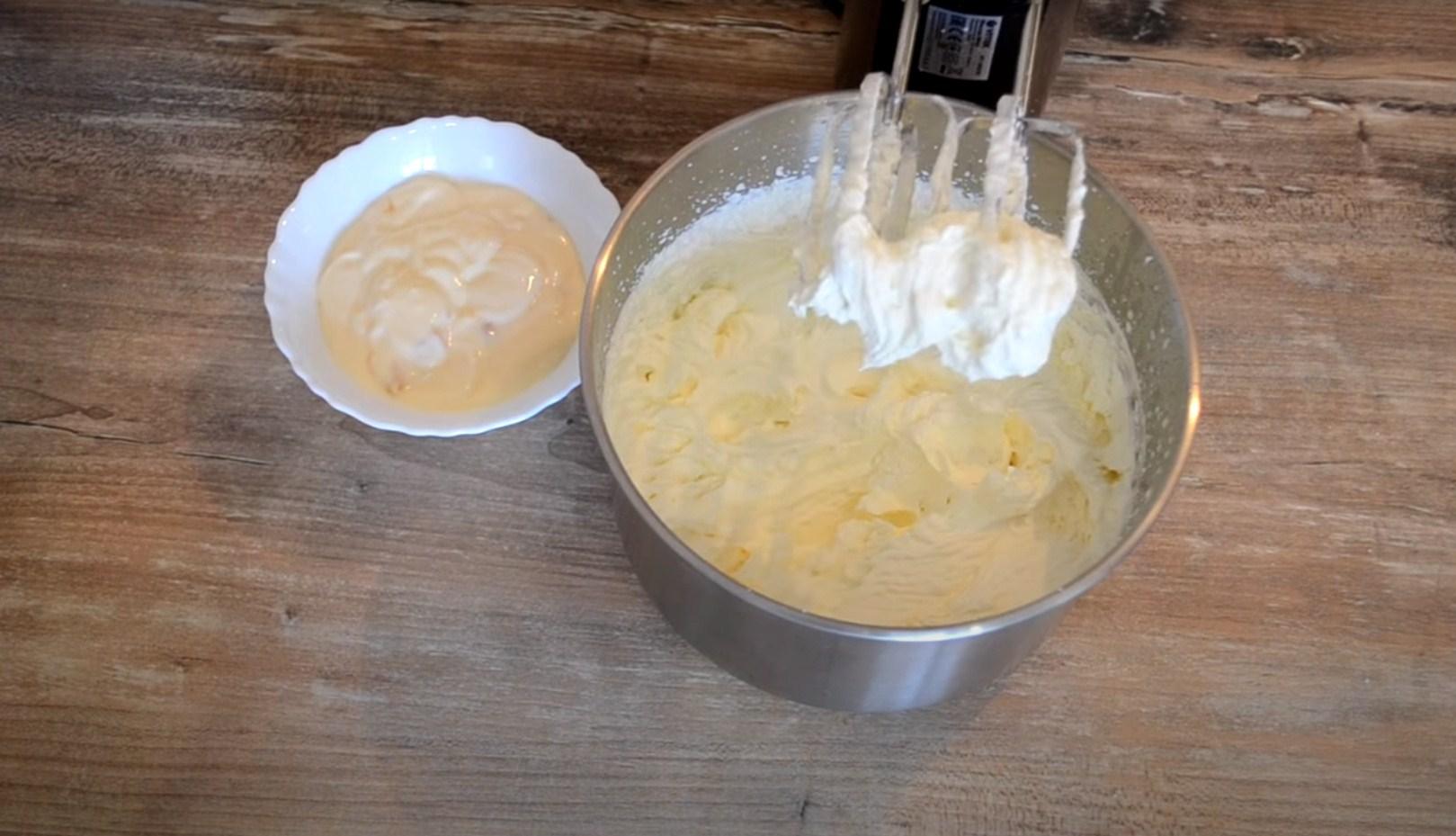 Рецепт - Йогуртовый крем для заботящихся о фигуре - шаг 4