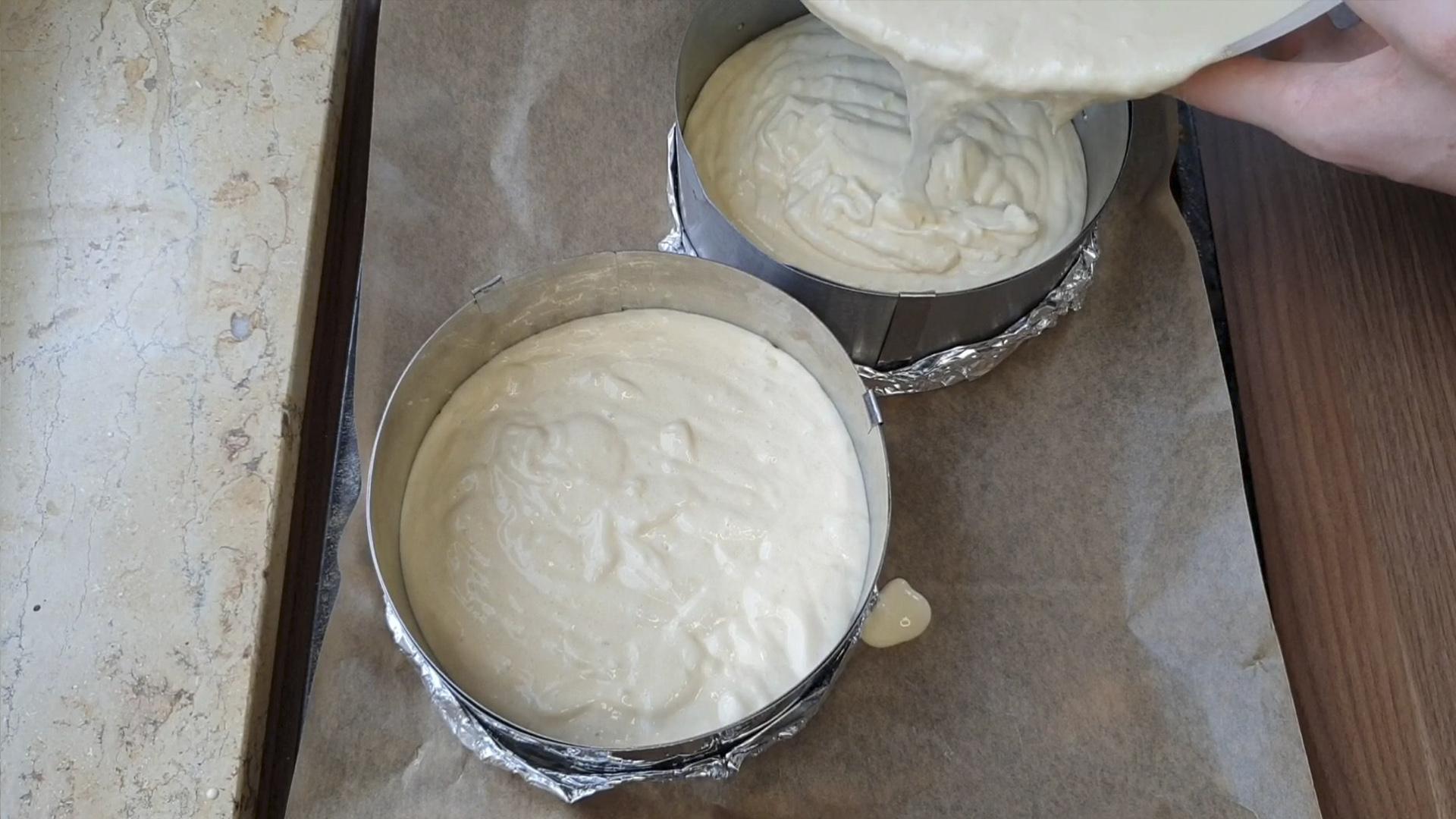 Рецепт - Сочный и вкусный ванильный бисквит для торта - шаг 9