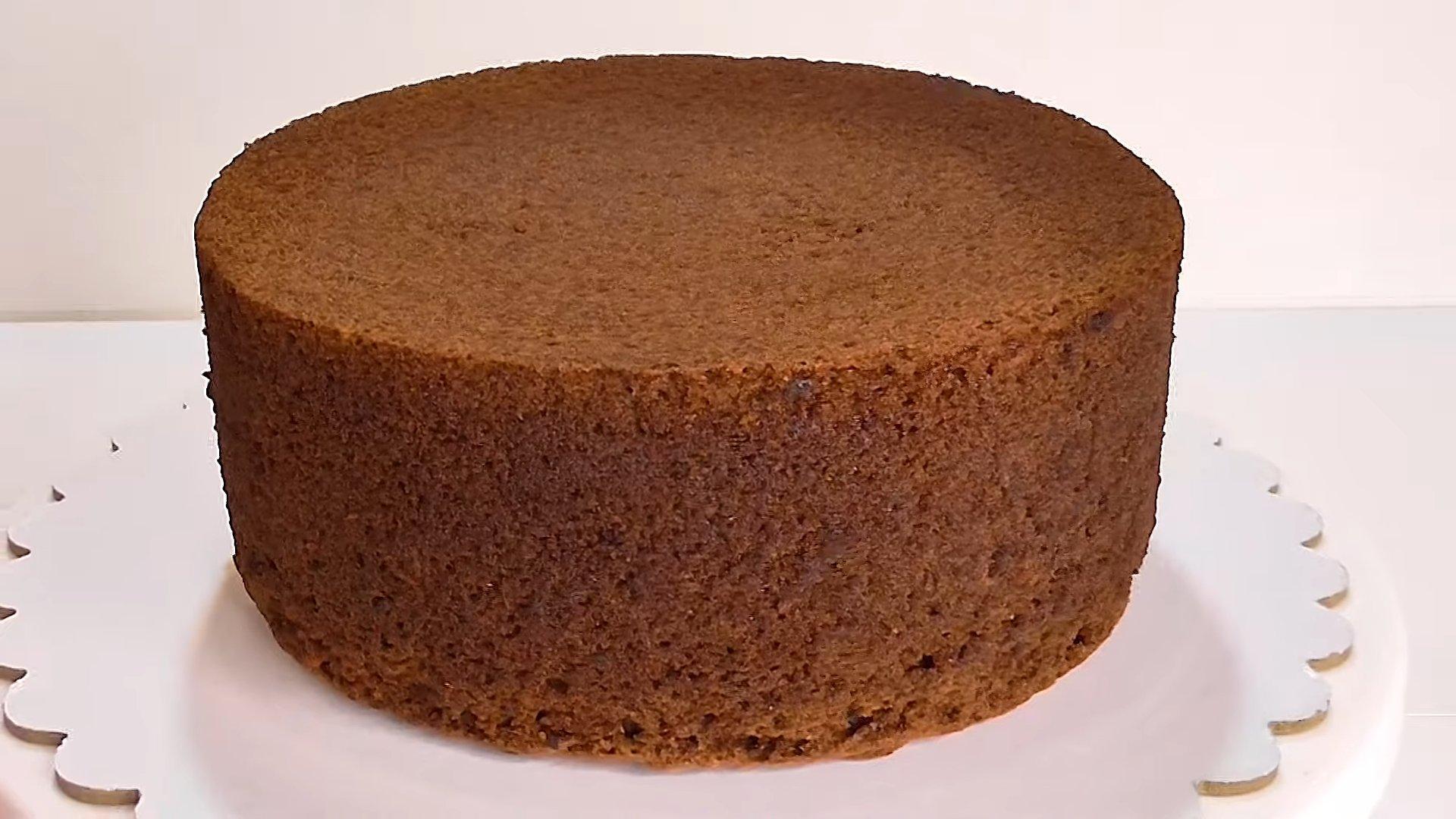 Шоколадный бисквит для торта «Сникерс» - шаг 11