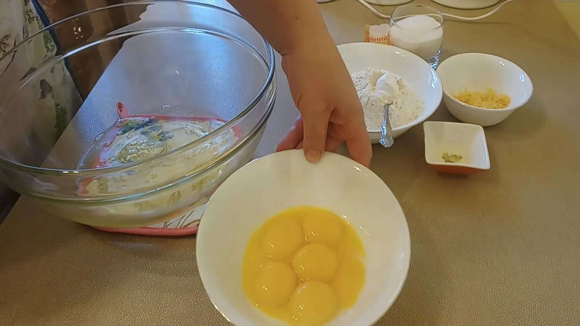 Рецепт - Лимонный бисквит по простому классическому рецепту - Шаг 2