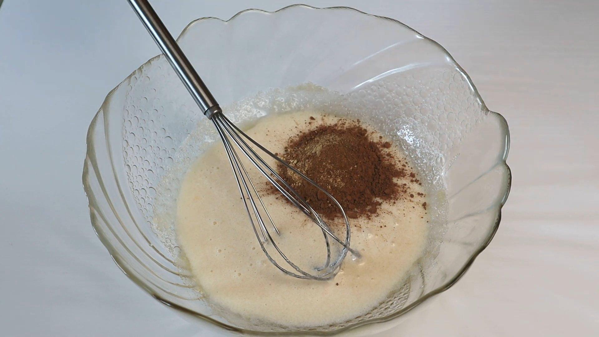 Рецепт мягких шоколадных пряников на сметане в духовке - Шаг 4