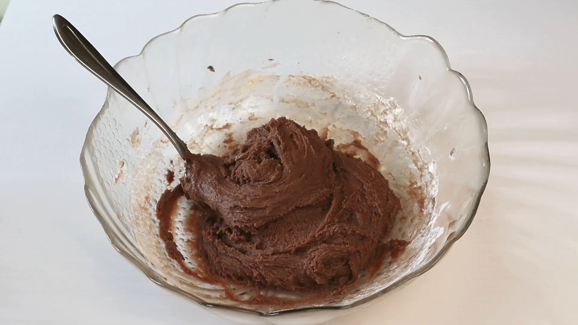 Рецепт мягких шоколадных пряников на сметане в духовке - Шаг 8