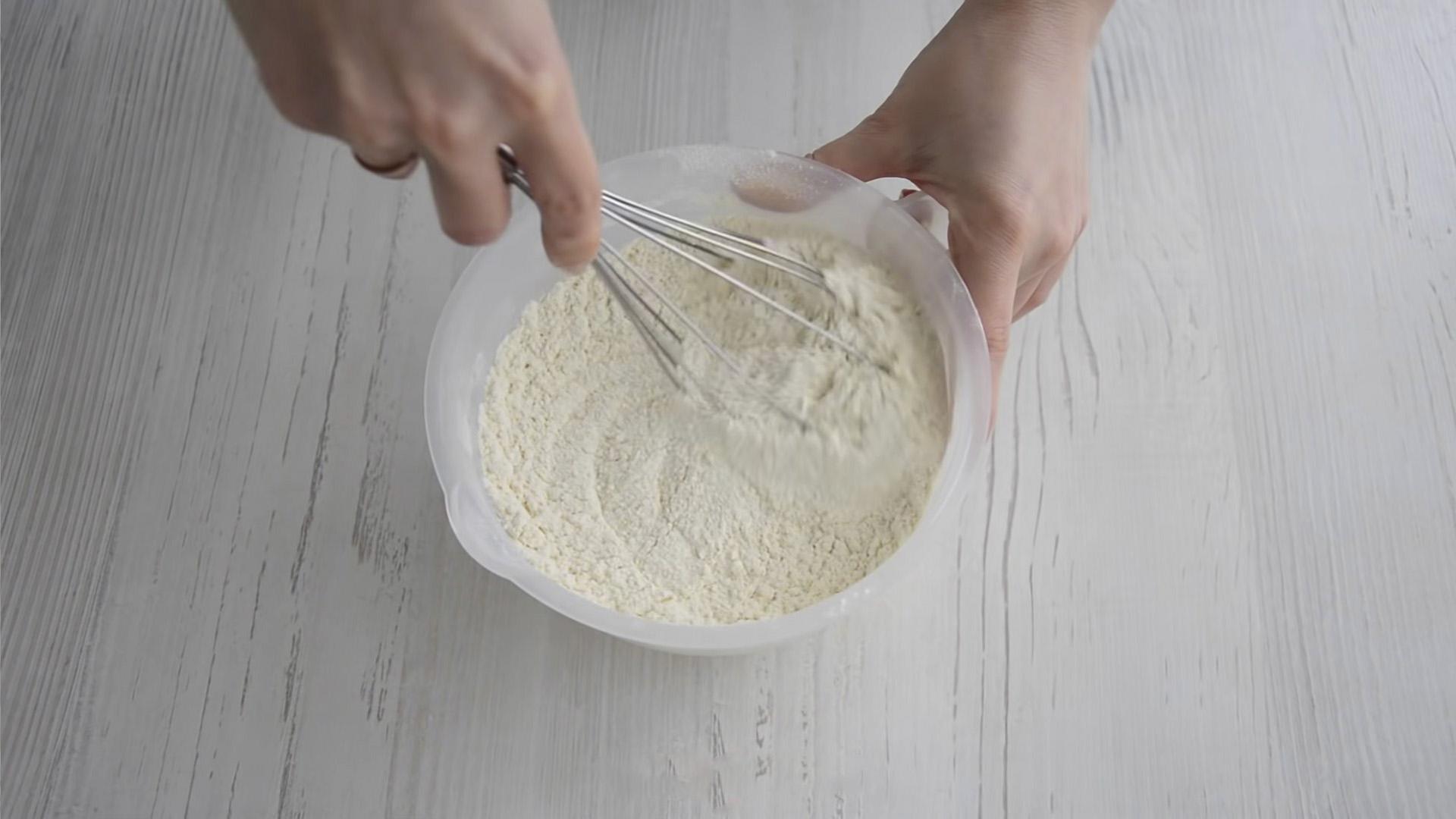 Рецепт - Масляный бисквит с разрыхлителем - Шаг 2
