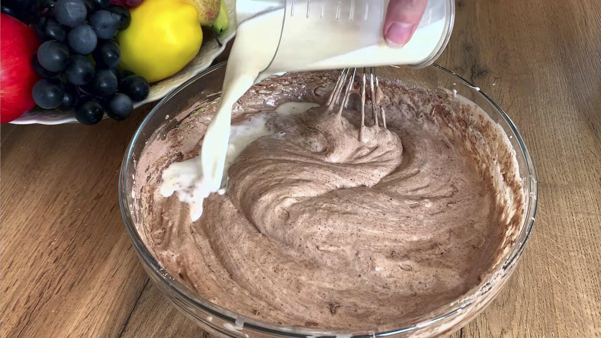 Рецепт - Шоколадный бисквит на молоке - Шаг 5