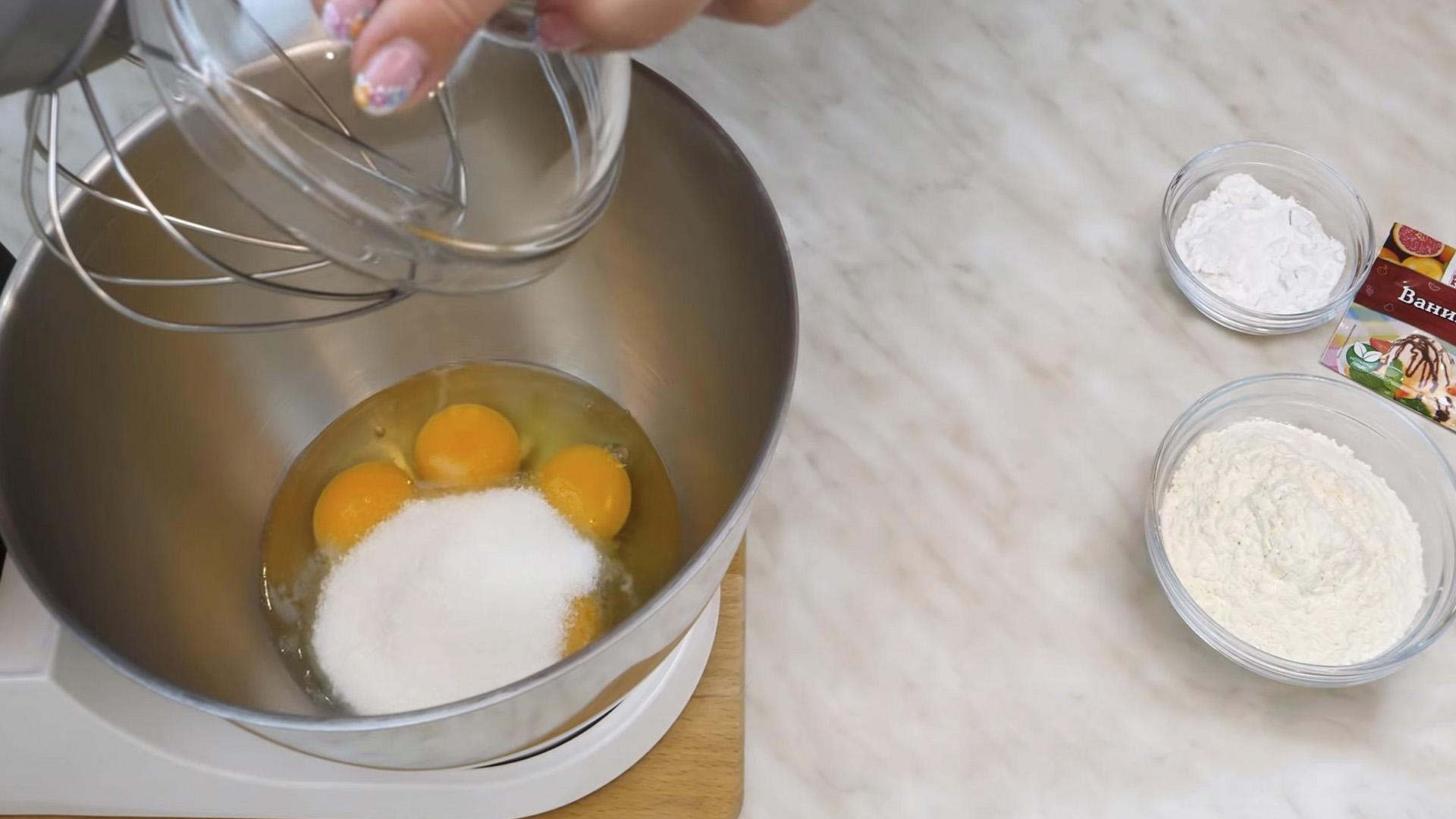 Рецепт - Классический бисквит по ГОСТу без разделения яиц - Шаг 1