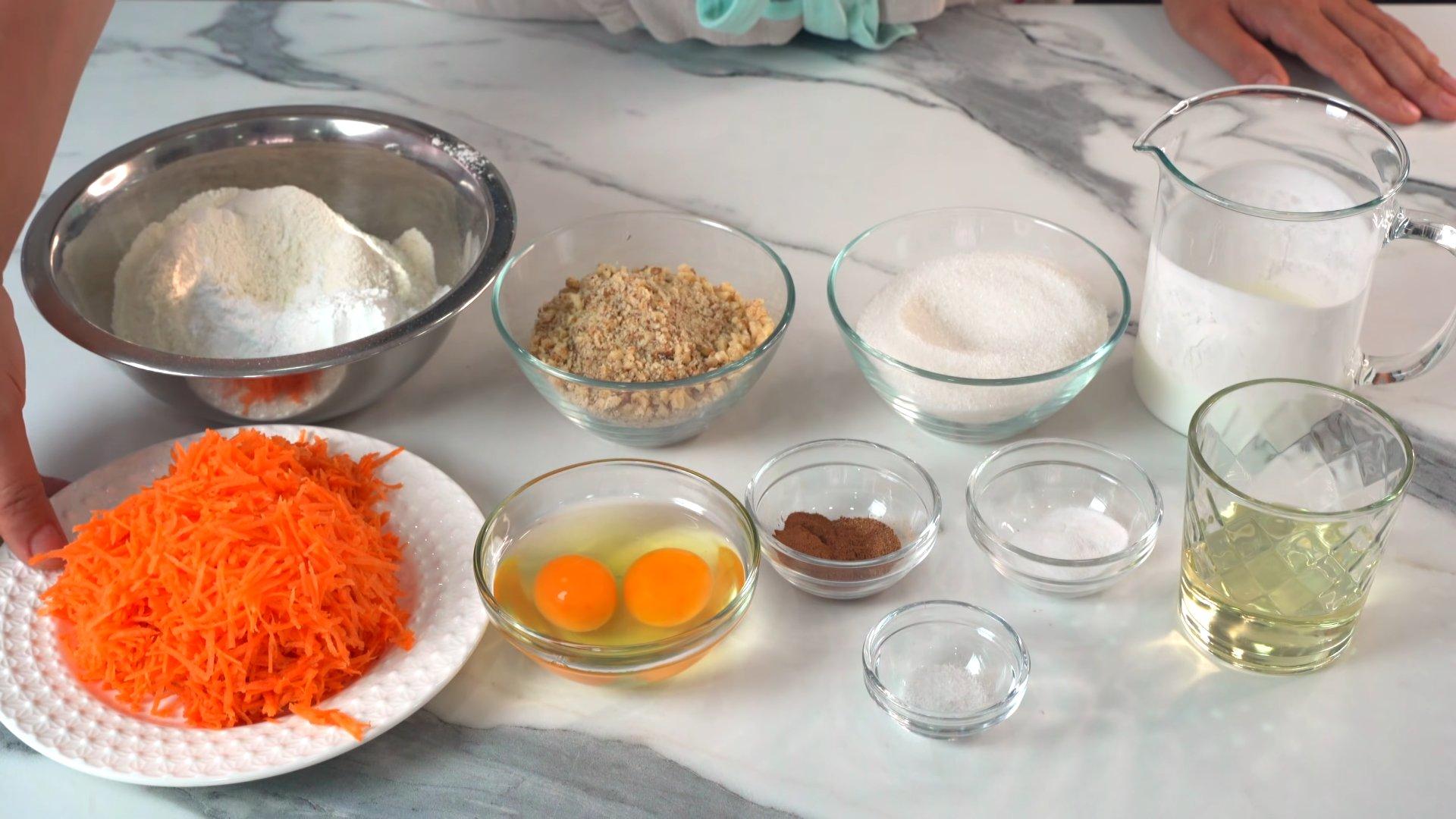 Рецепт - Морковный бисквит на кефире - Шаг 1