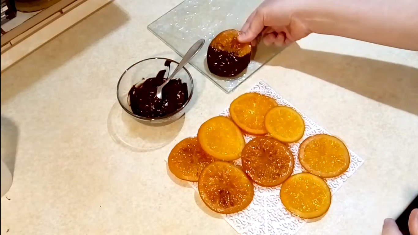 Рецепт - Карамелизированные апельсины в шоколаде - Шаг 9