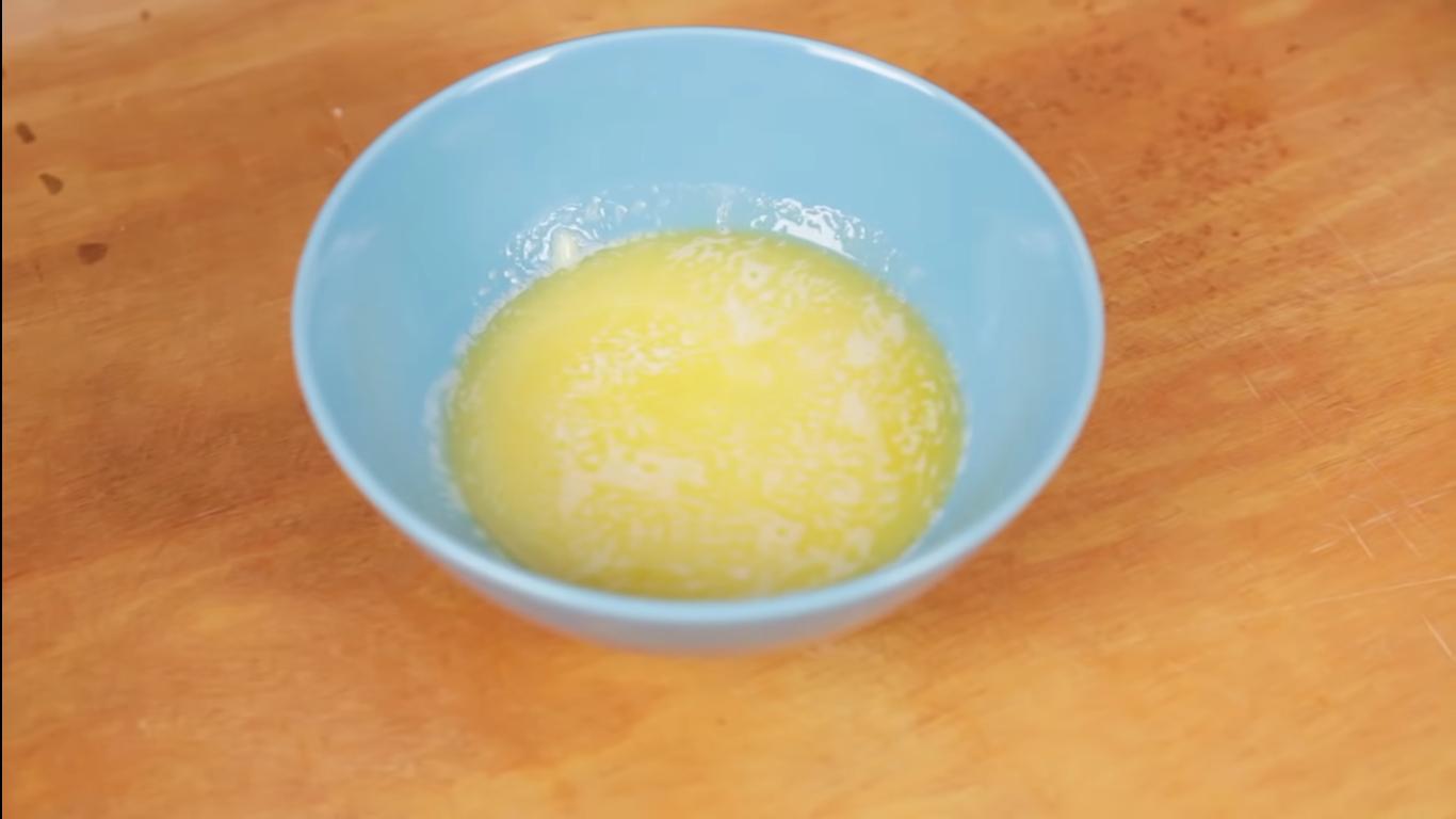 Рецепт - Карамель из сахара в микроволновке - Шаг 1