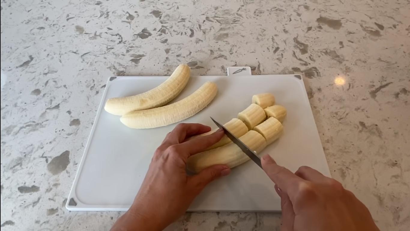 Рецепт - Карамелизированные бананы для торта - Шаг 2