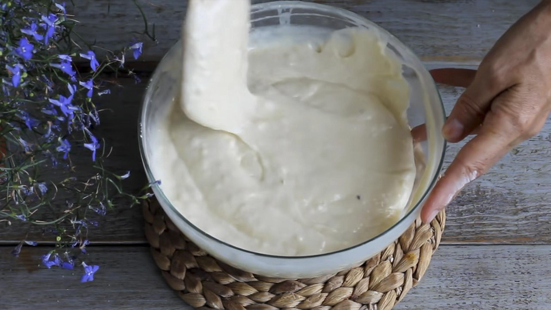 Рецепт ванильного бисквита на кефире - Шаг 8