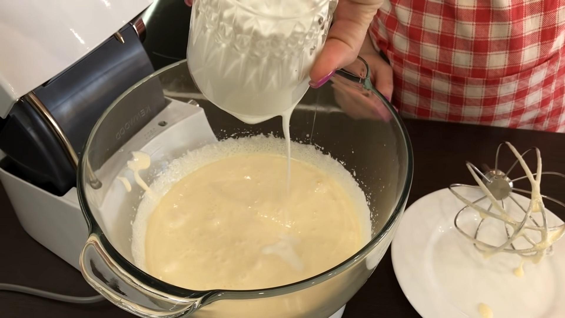 Рецепт - Бисквит для торта на кефире - Шаг 3
