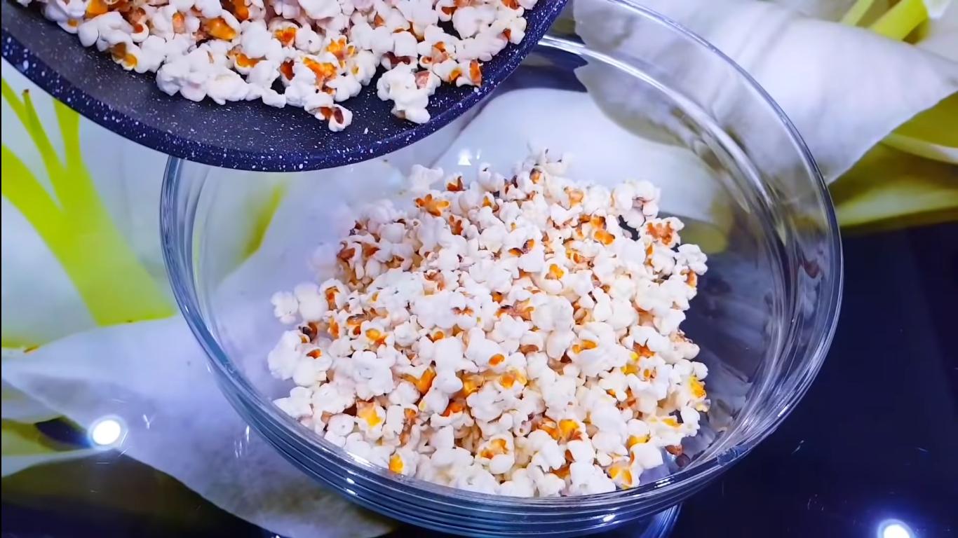 Рецепт - Карамельный попкорн в домашних условиях на сковороде - Шаг 5
