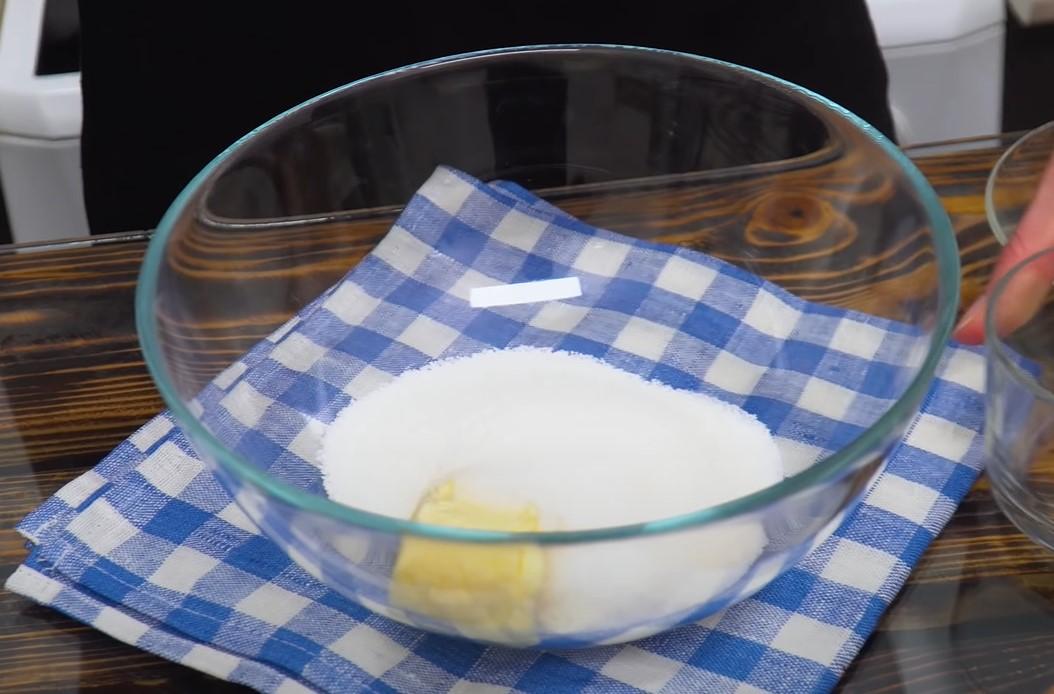 Рецепт - Маффины на кефире с цедрой лимона - Шаг 1