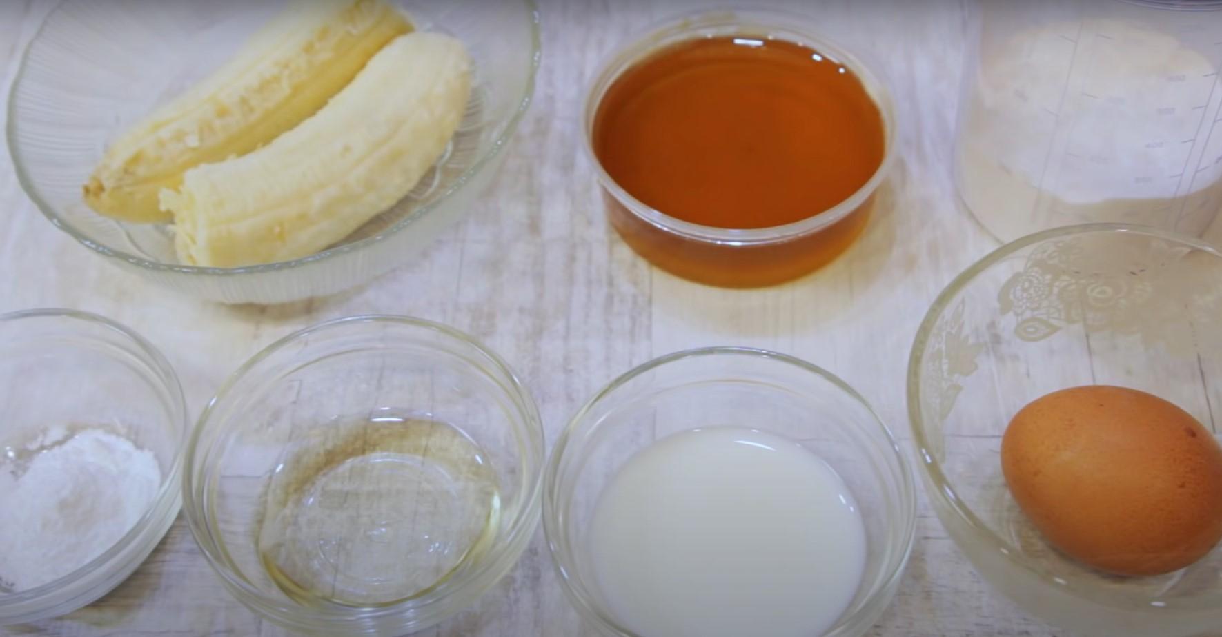 Рецепт - ПП маффины с бананом и рисовой мукой - Шаг 1
