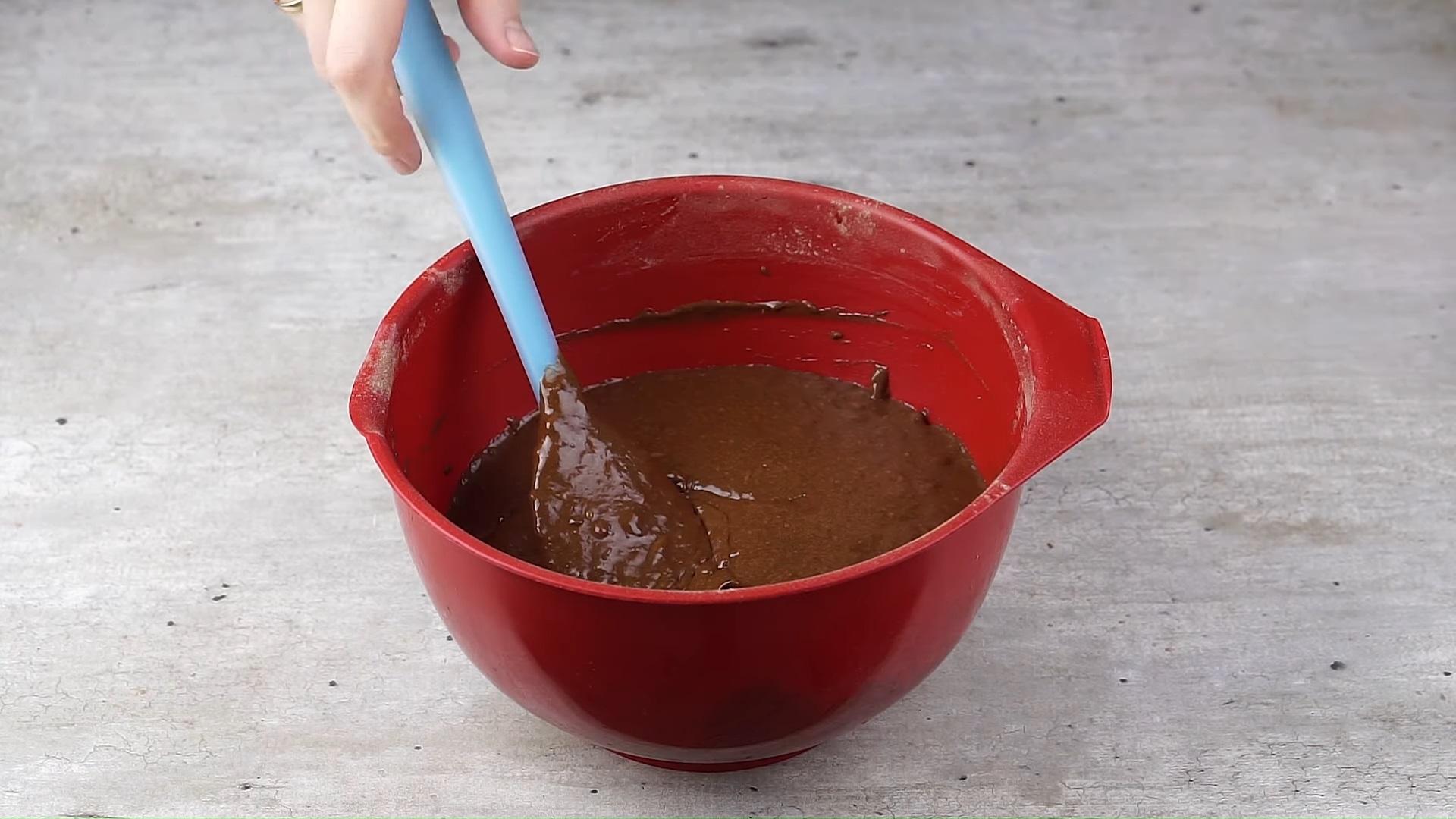 Рецепт - Шоколадно-банановый кекс в духовке - Шаг 5