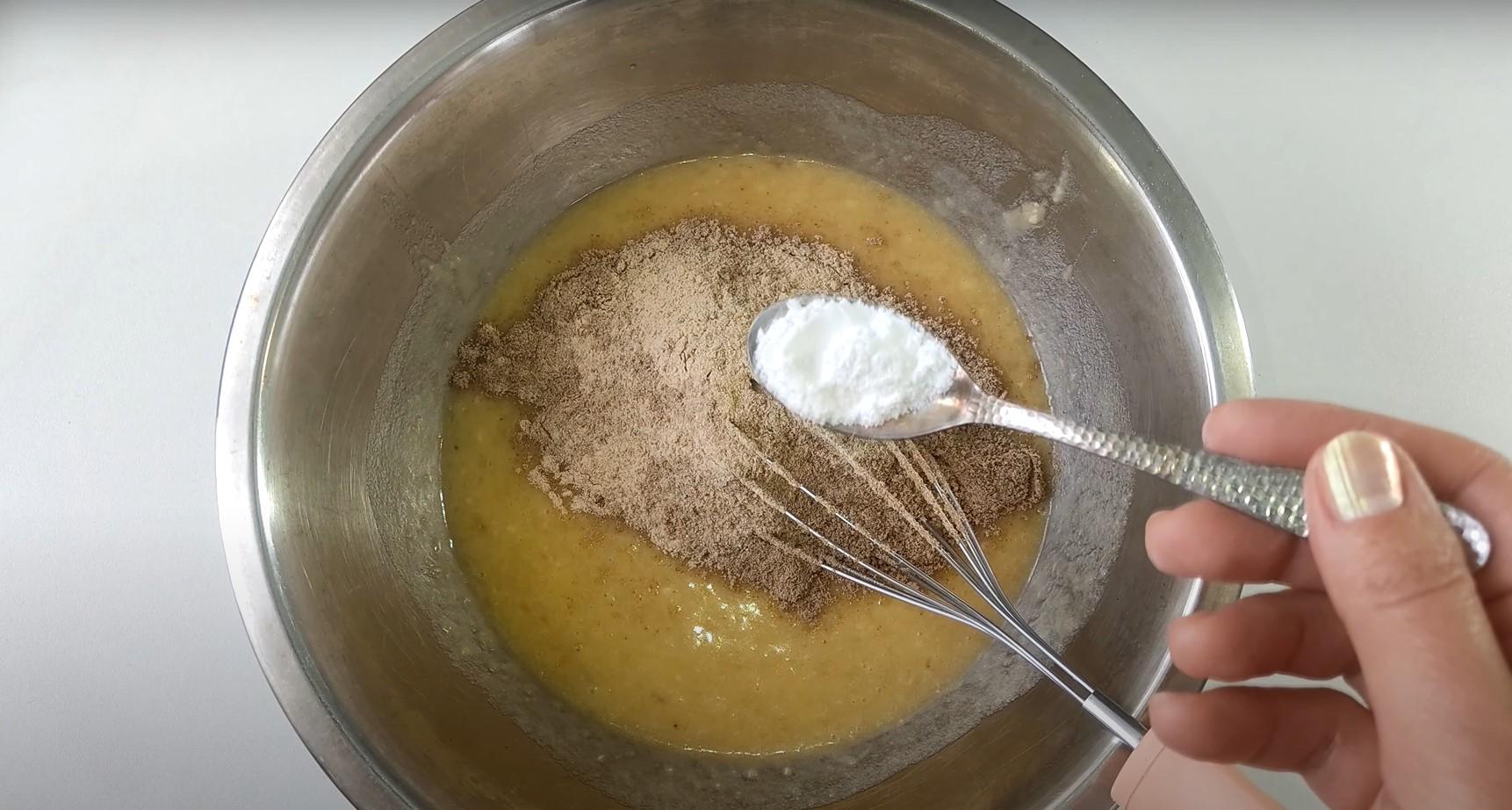 Рецепт - Безглютеновые маффины с бананом без сахара  - Шаг 8
