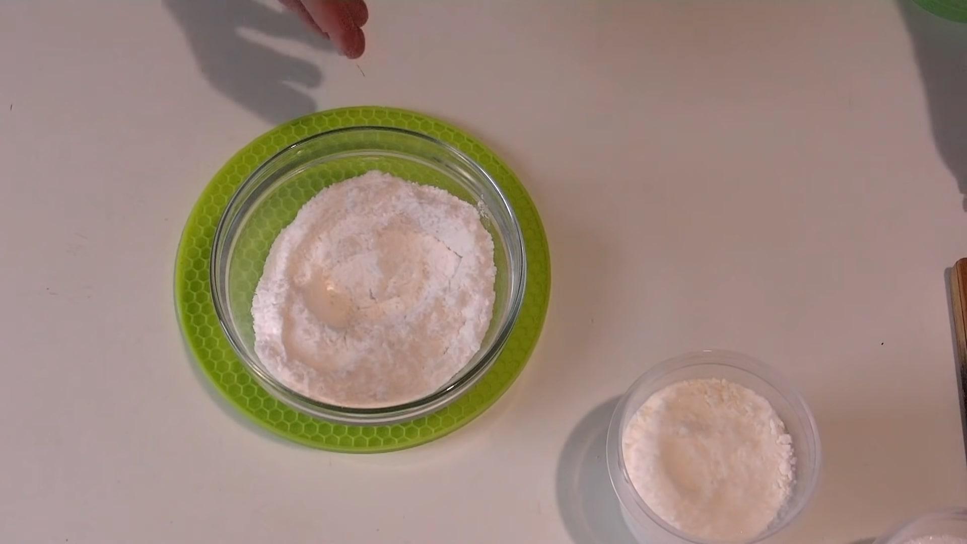 Рецепт - Быстрый рецепт глазури для кулича из сахарной пудры - Шаг 2