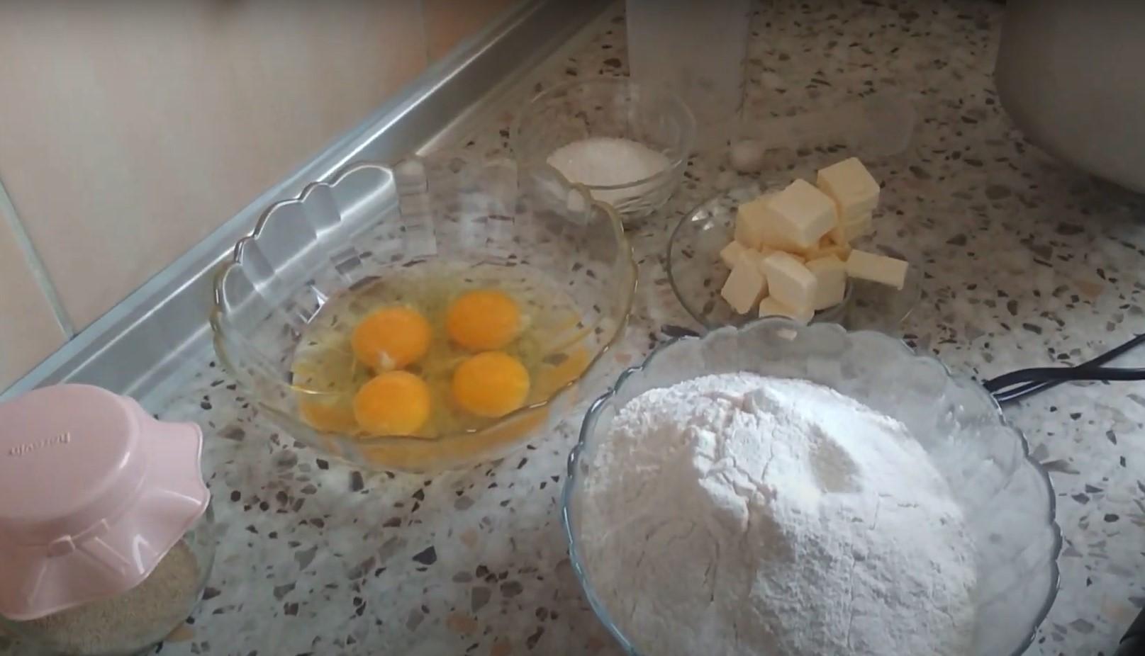 Рецепт - Кулич на пасху «без проблем» в хлебопечке Панасоник SD-2501 - Шаг 1