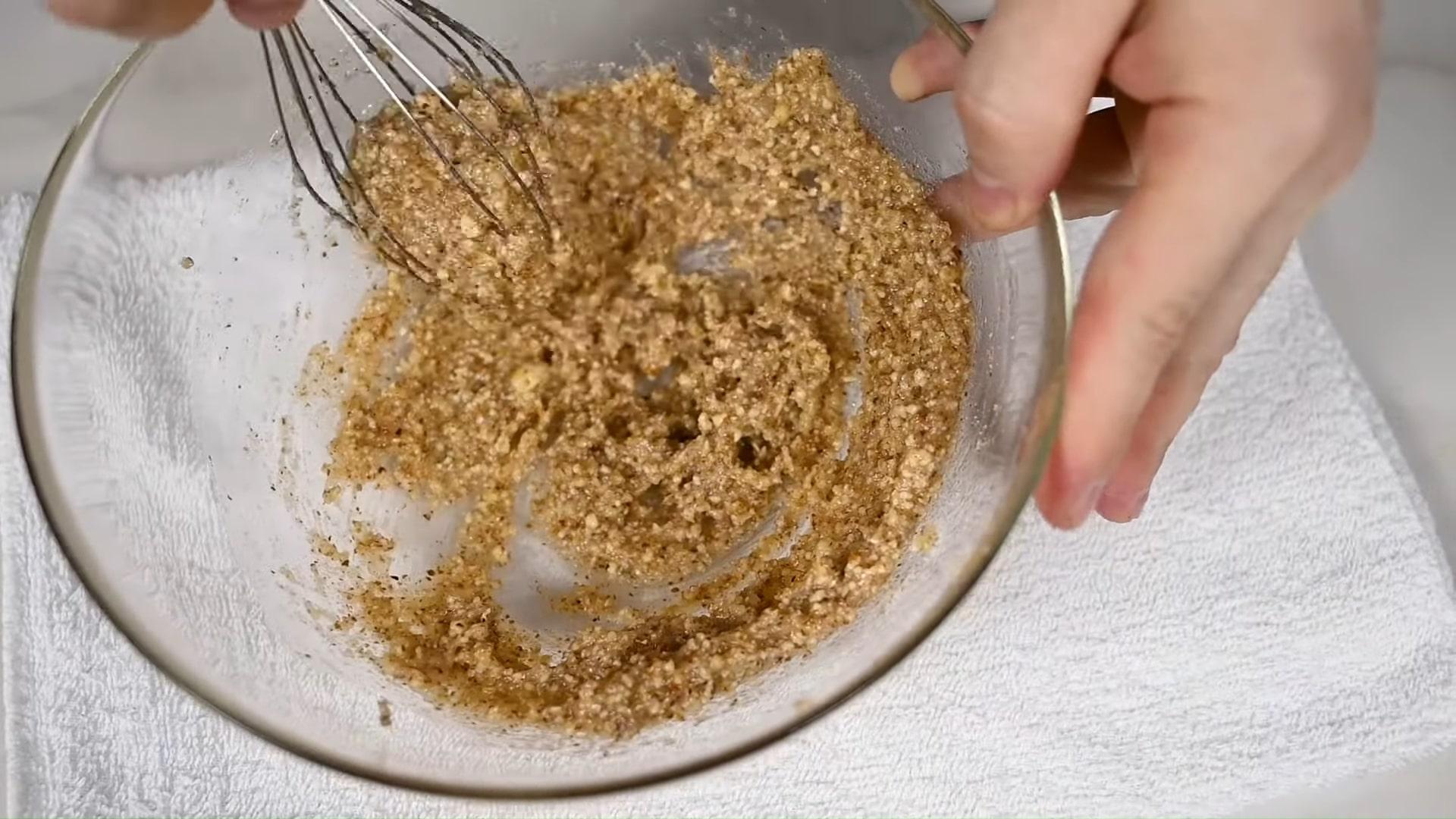 Рецепт вкусной ореховой помадки для кулича на крахмале - Шаг 2