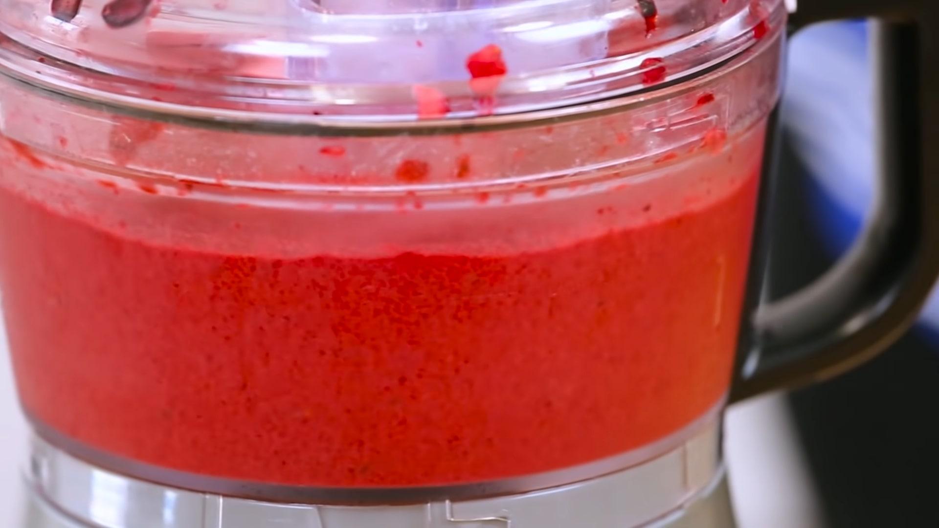 Рецепт - Как приготовить сорбет из замороженных ягод - Шаг 4