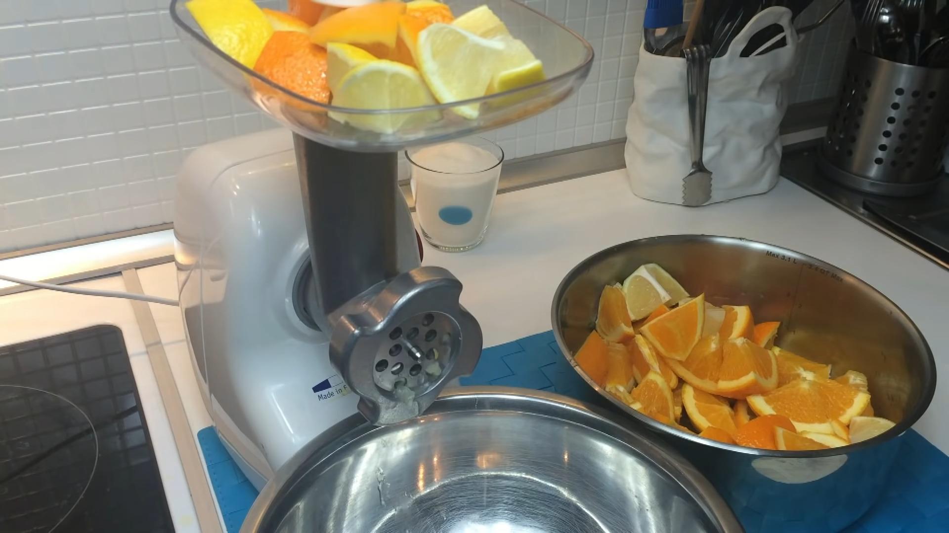 Домашний лимонад из апельсинов и лимона - шаг 4