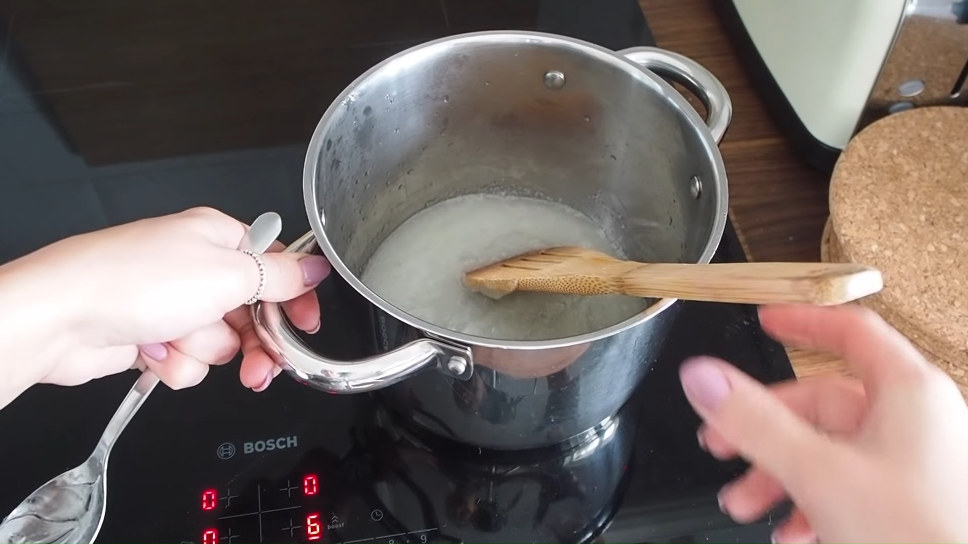 Как приготовить капкейки с бананом - шаг 9