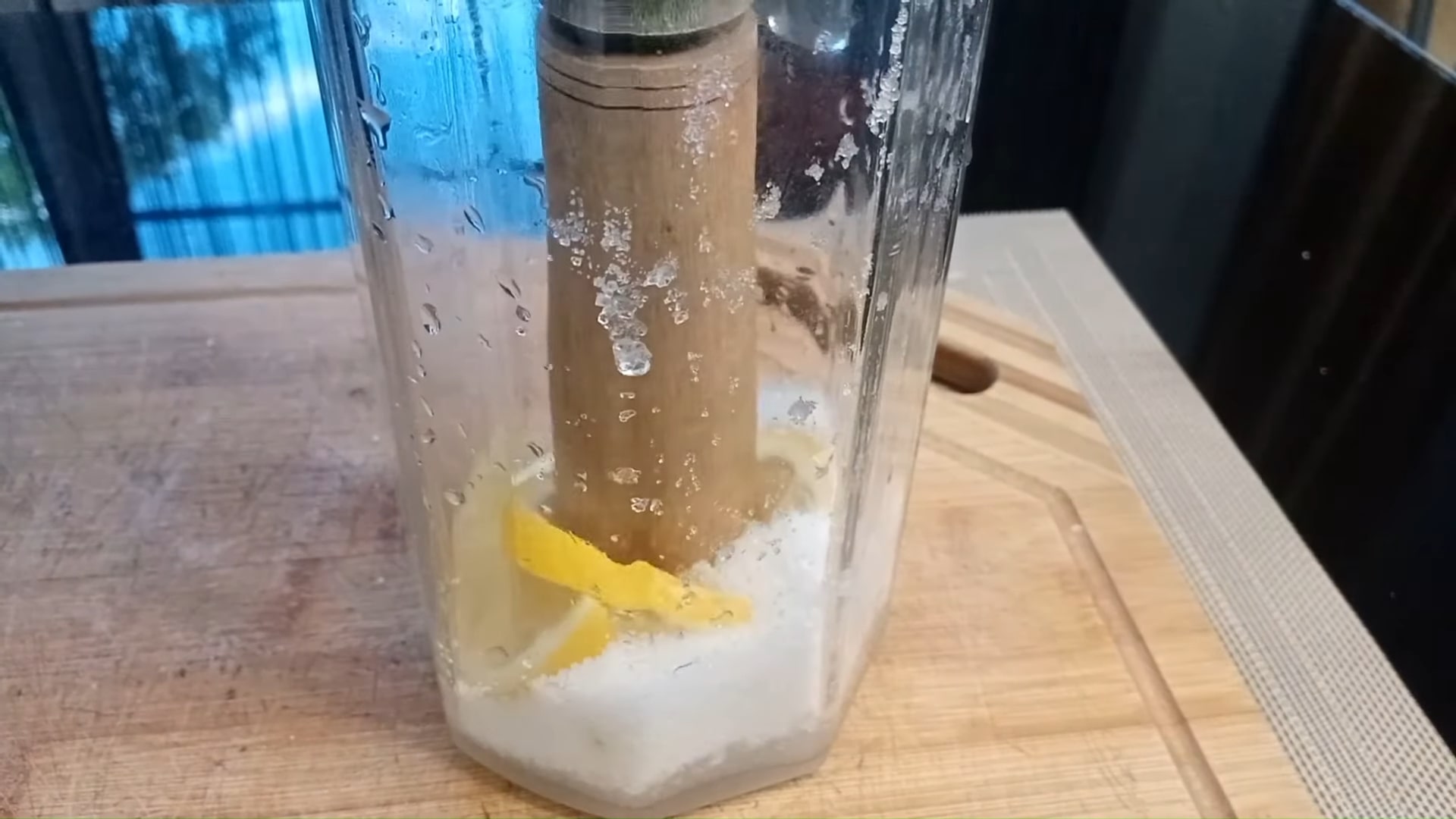 Как сделать домашний газированный лимонад из лимонной кислоты?