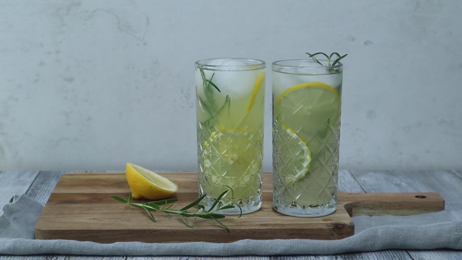 Лимонад с розмарином - шаг 7
