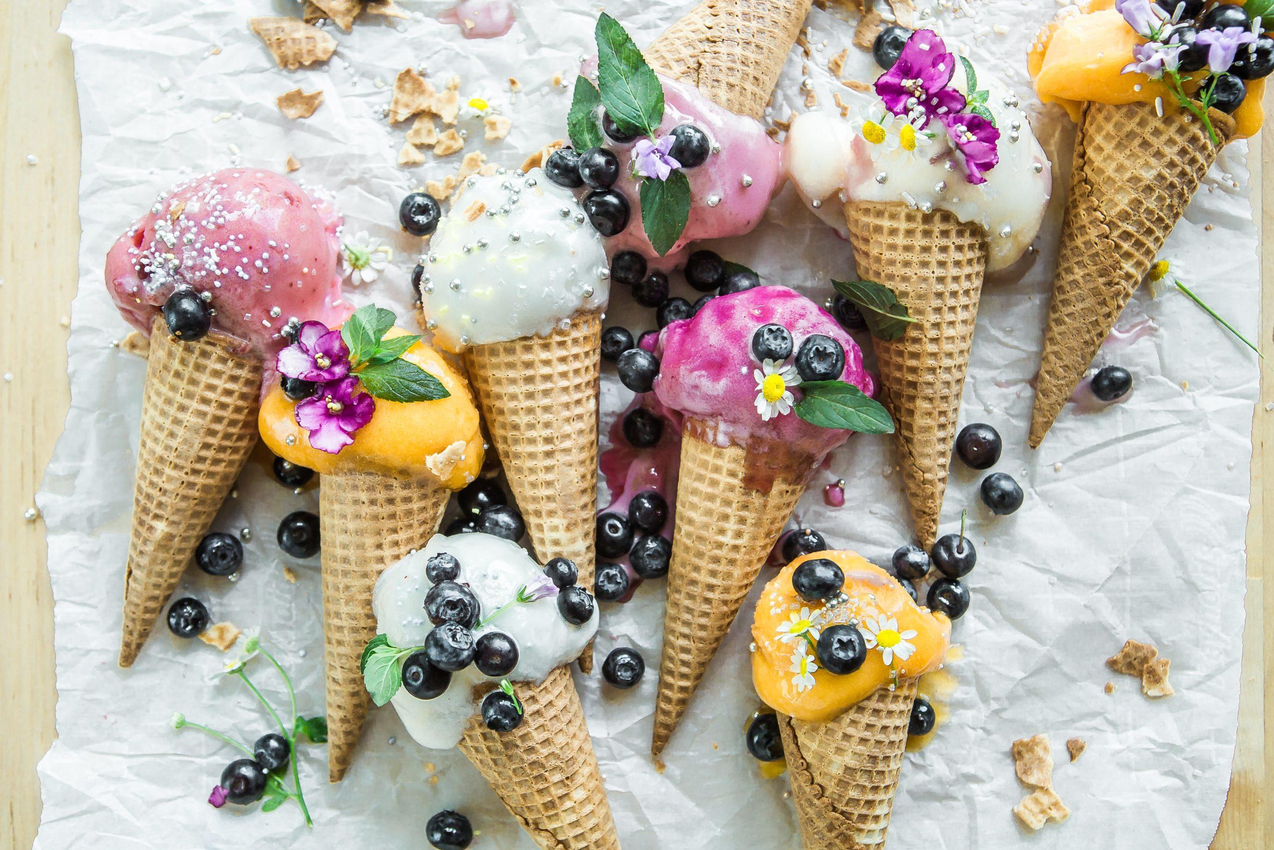 Мороженое из йогурта | Как сделать домашнее мороженое | Рецепт мороженого из йогурта | ICE CREAM