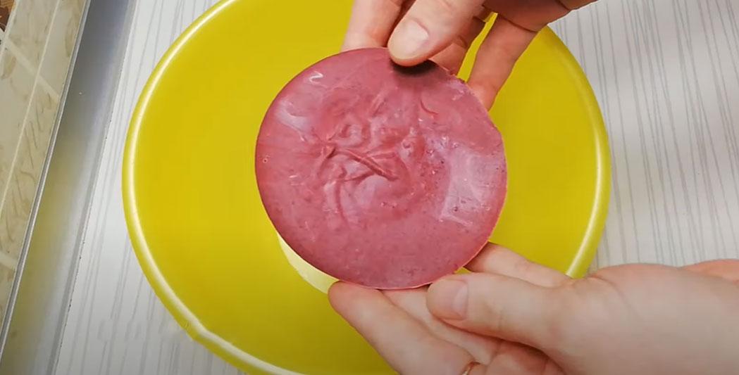 Как сделать сухой велюр на торт - шаг 1