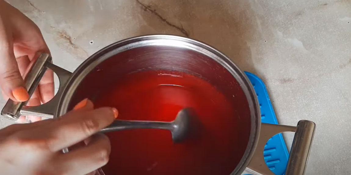 Приготовление цветной глазури на желатине - шаг 4