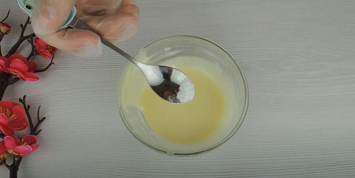 Цветной ганаш на белом шоколаде и масле - шаг 4