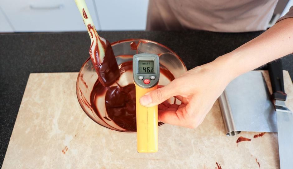 Как правильно темперировать шоколад