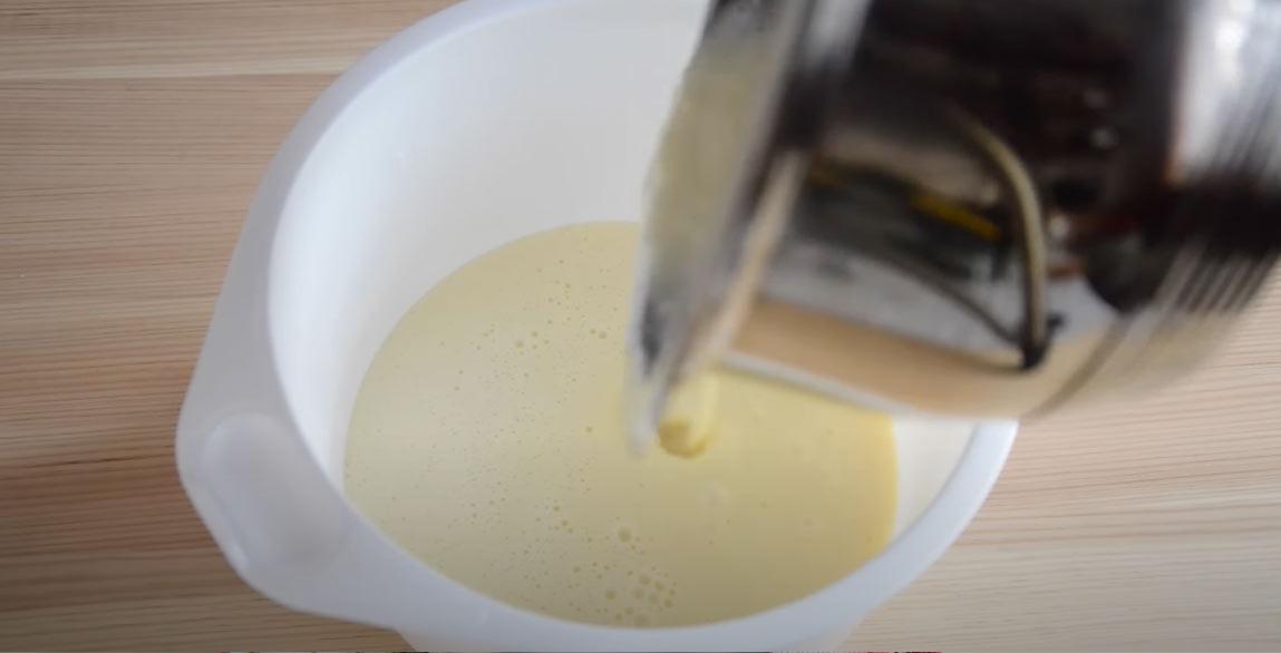 Пошаговый рецепт кокосового крема  на белом шоколаде - шаг 5